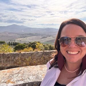 Meet your Posher, Abby